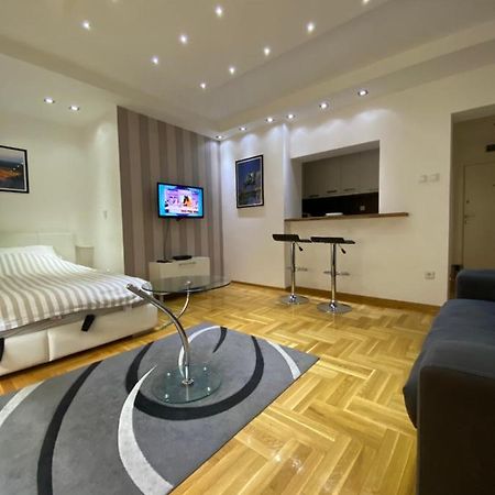 Appartamento Cika Ljuba Belgrado Esterno foto