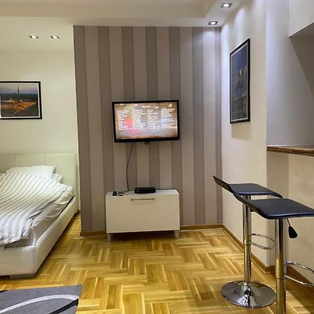Appartamento Cika Ljuba Belgrado Esterno foto